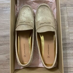 NWB Johnston & Murphy Maggie Gold Leather Driving Moc